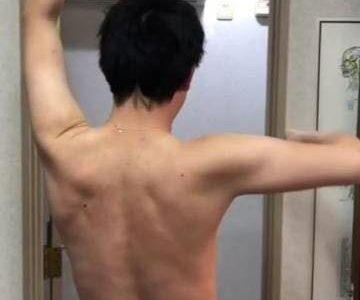転んで右肩を強打して 転んで右肩を強打して